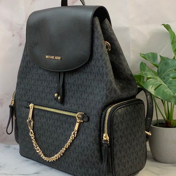 NWT Michael Kors Large Signature PVC with Chain Shoulder Backpack - Picture 1 of 8